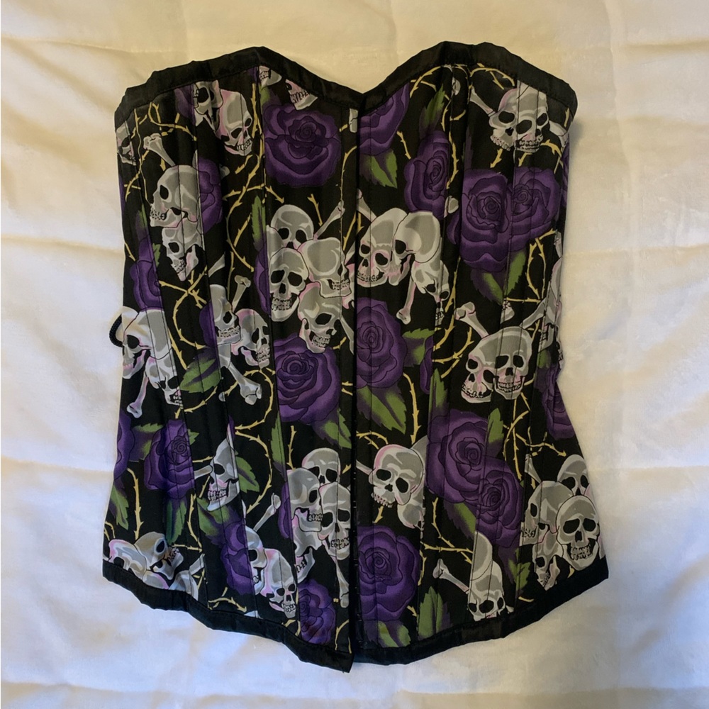 Skull & roses corset